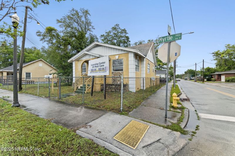 1403 Myrtle Ave N, Jacksonville, FL 32209