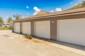 1403 W Defender Ct, Jacksonville, FL 32233