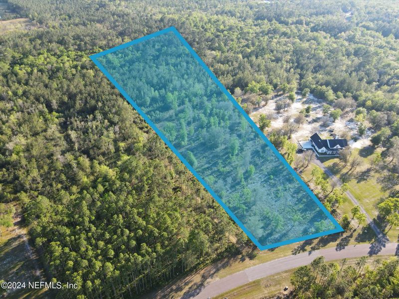 14044 Dunroven Dr, Bryceville, FL 32009