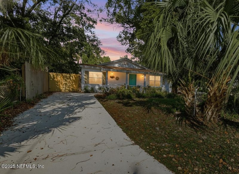 14059 Aldridge Rd N, Jacksonville, FL 32250