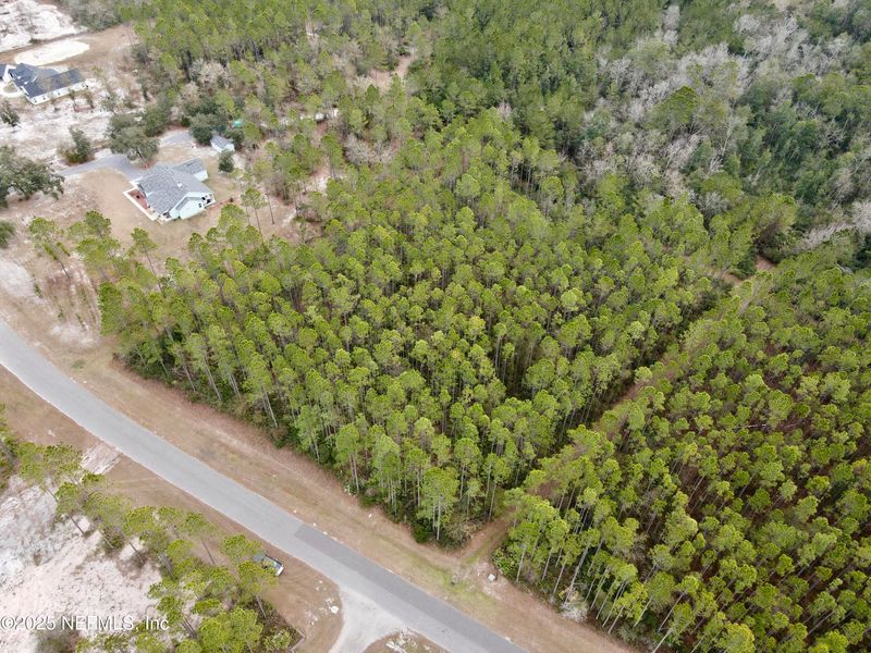 14068 Dunroven Dr, Bryceville, FL 32009