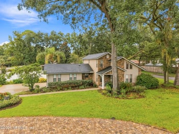 1407 Rivergate Dr, Jacksonville, FL 32223
