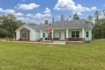 14074 Dunroven Dr, Bryceville, FL 32009