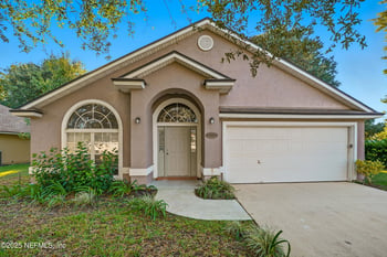 14084 Redrock Lake Dr, Jacksonville, FL 32226