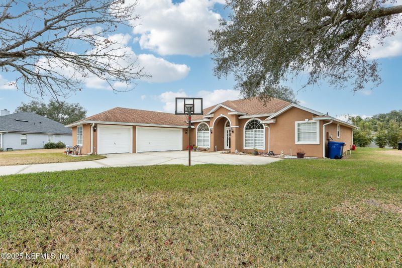 1409 Starlight Ct, St Johns, FL 32259