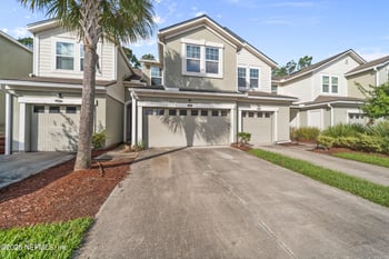 141 Richmond Dr, St Johns, FL 32259
