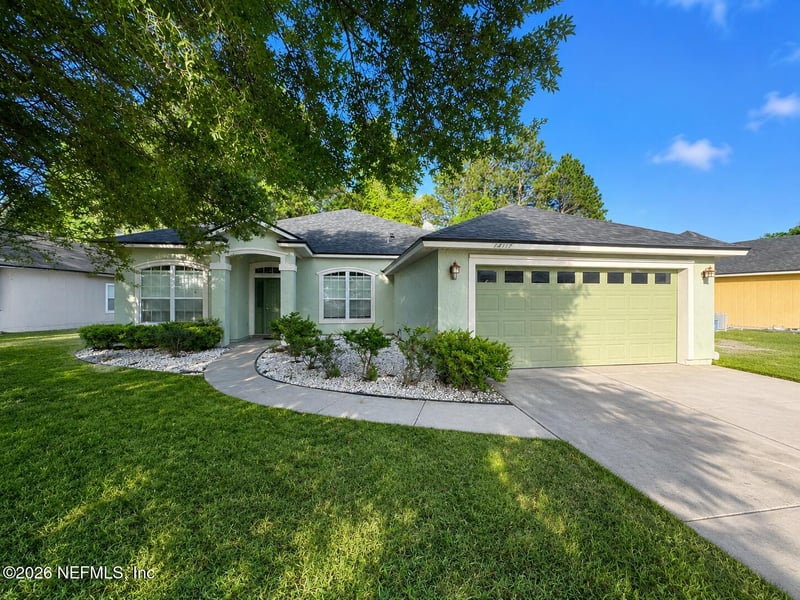 14117 Fish Eagle Dr E, Jacksonville, FL 32226