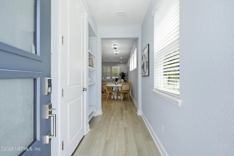 14135 Backbarrier Rd, Jacksonville, FL 32224