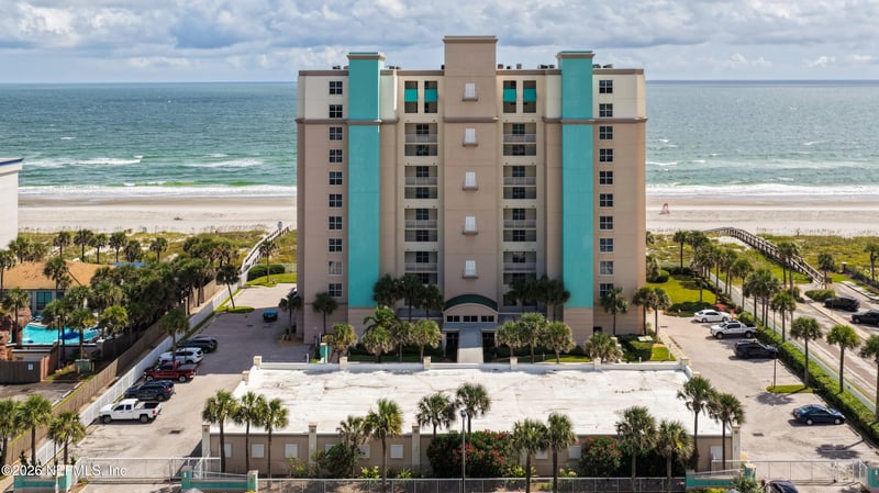 1415 1st St N #303, Jacksonville Beach, FL 32250