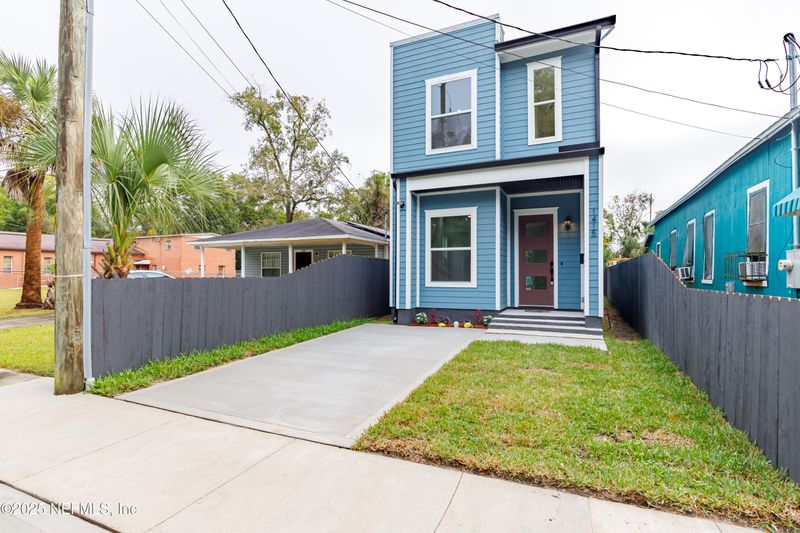 1415 Spearing St, Jacksonville, FL 32206