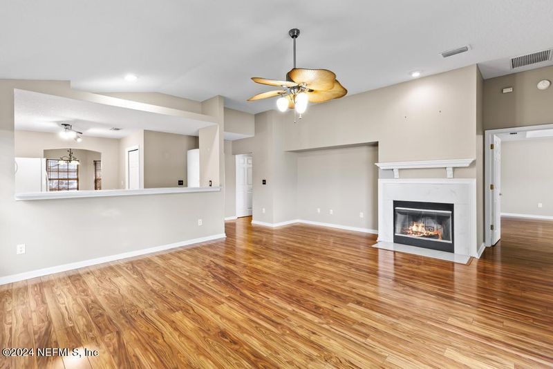 14178 Fish Eagle Dr E, Jacksonville, FL 32226