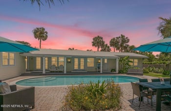 1420 East Coast Dr, Atlantic Beach, FL 32233