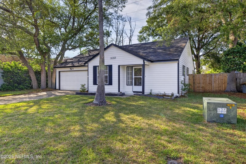 14203 Hampton Falls Dr N, Jacksonville, FL 32224