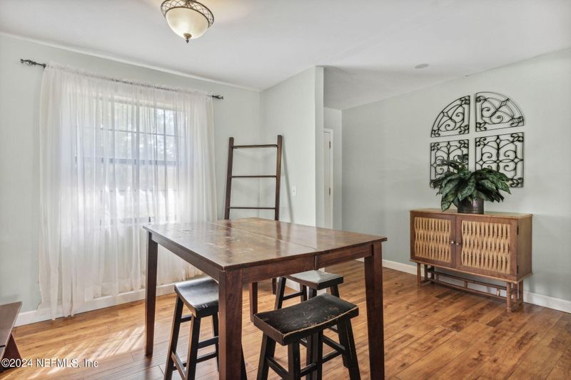 1423 Forest Ln, St Johns, FL 32259