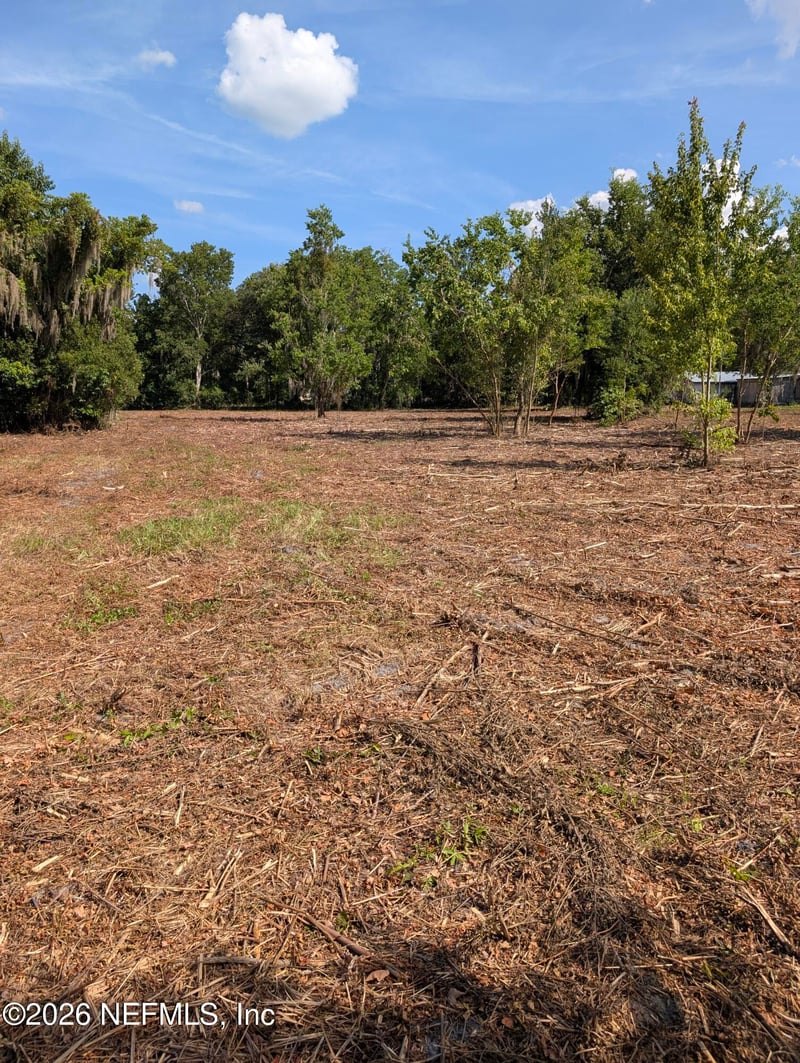 1425 Lee Rd, St Johns, FL 32259