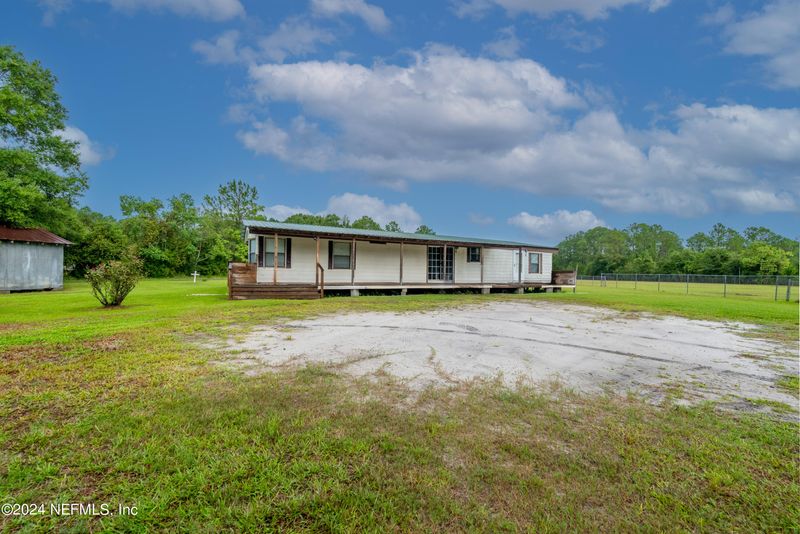 1429 NW 251st St, Lawtey, FL 32058