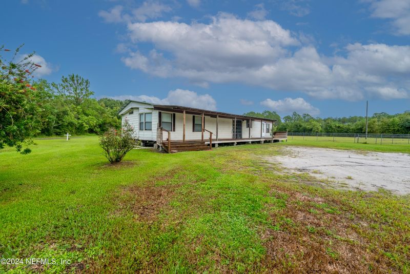 1429 NW 251st St, Lawtey, FL 32058