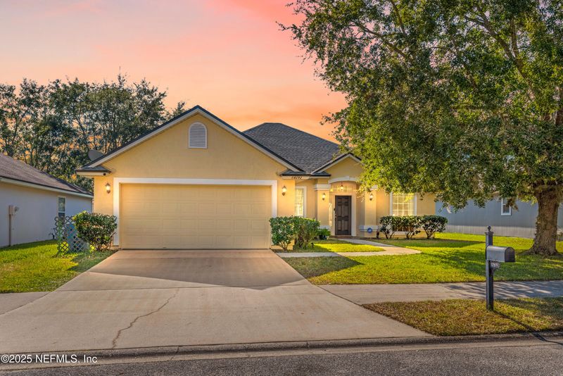 14292 Fish Eagle Dr E, Jacksonville, FL 32226