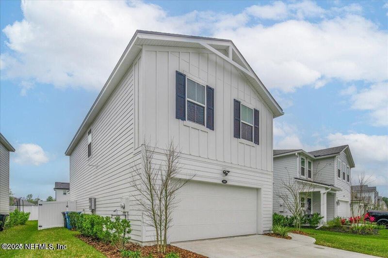143 Dahlia Falls Dr, St Johns, FL 32259