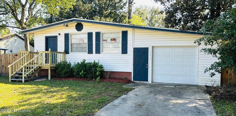 1430 Ron Rd, Jacksonville, FL 32210