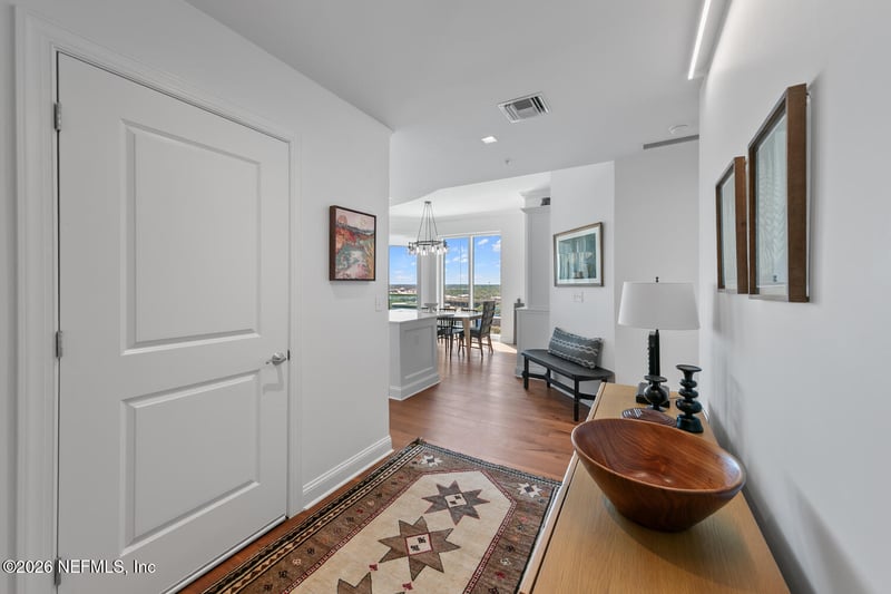 1431 Riverplace Blvd #1410, Jacksonville, FL 32207