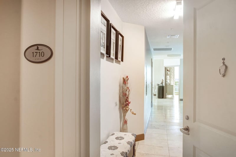 1431 Riverplace Blvd #1710, Jacksonville, FL 32207