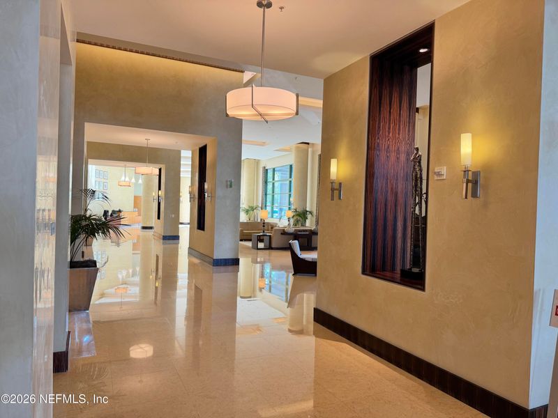 1431 Riverplace Blvd #1806, Jacksonville, FL 32207