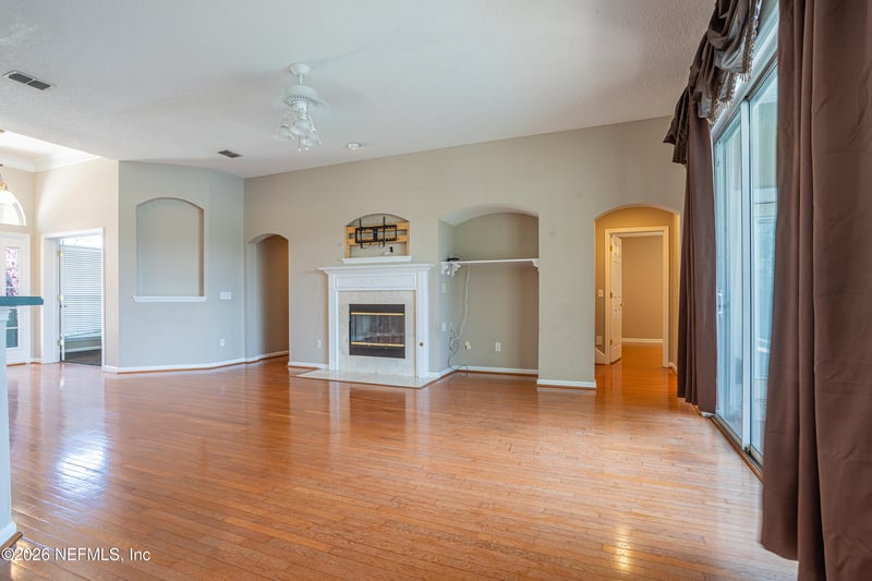 1433 Course View Dr, Fleming Island, FL 32003