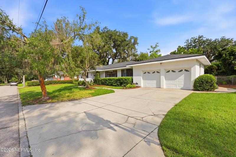1435 Riverbirch Ln, Jacksonville, FL 32207