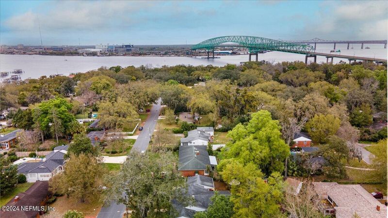 1437 Harbor Oaks Rd, Jacksonville, FL 32207