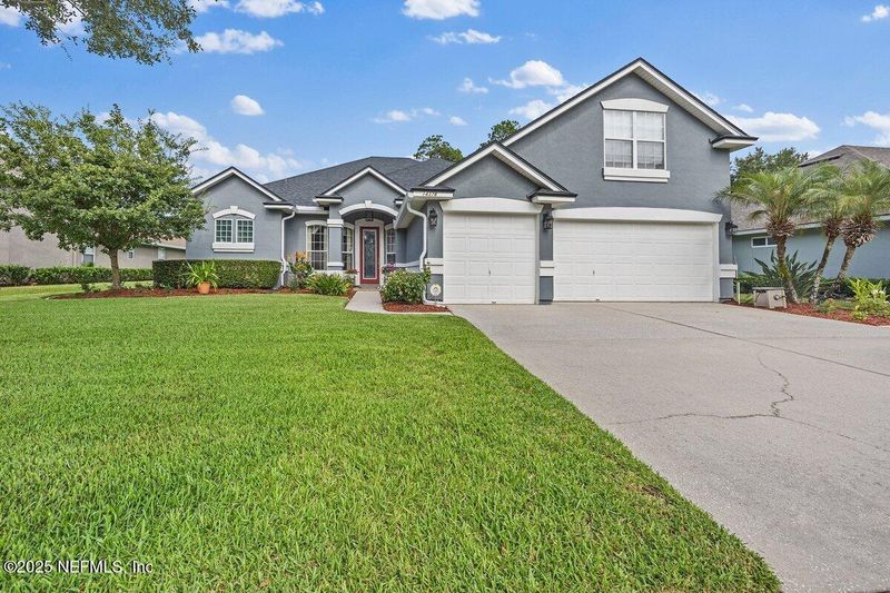 14378 E Cherry Lake Dr, Jacksonville, FL 32258