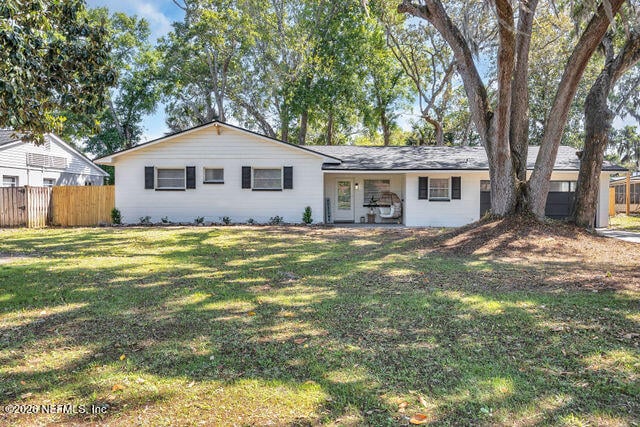 14396 Aqua Vista Rd N, Jacksonville, FL 32224