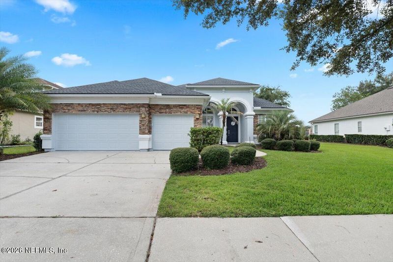 14410 E Cherry Lake Dr, Jacksonville, FL 32258