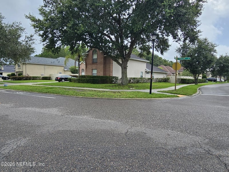 14414 Cherry Lake Dr W, Jacksonville, FL 32258