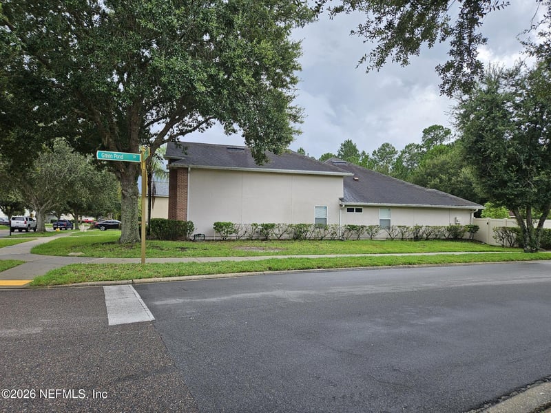 14414 Cherry Lake Dr W, Jacksonville, FL 32258