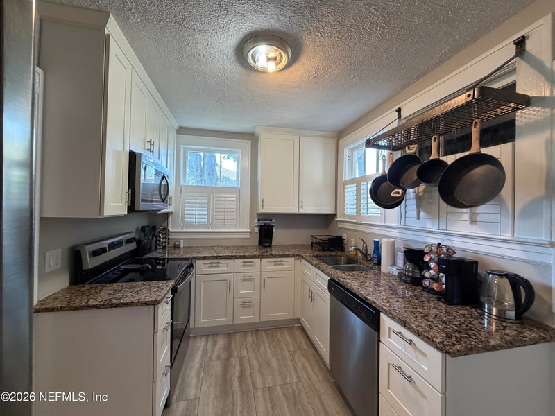 1444 Wolfe St, Jacksonville, FL 32205