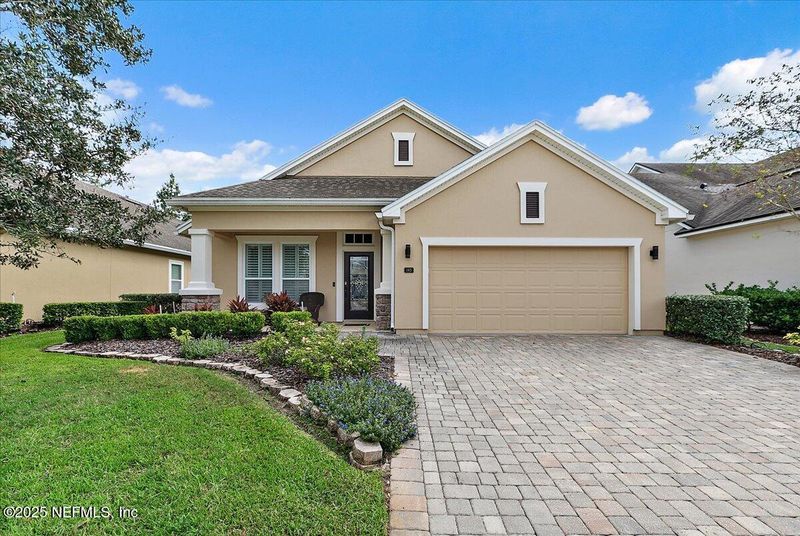 145 Castlegate Ln, St Johns, FL 32259