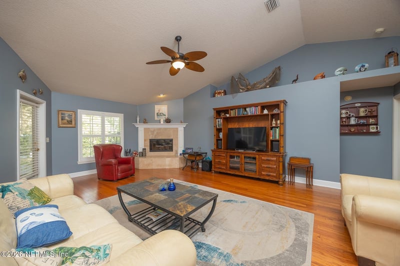 145 Whispering Oaks Cir, St Augustine, FL 32080