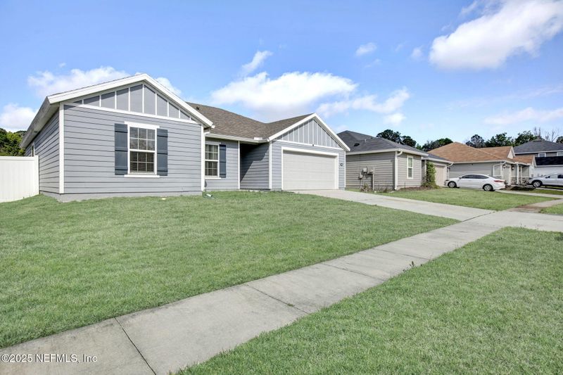 1450 Knudson Dr, Jacksonville, FL 32221
