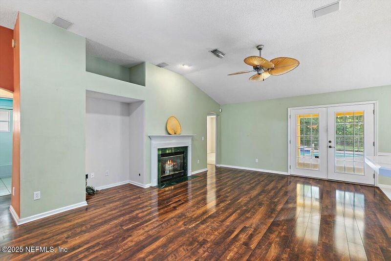 1452 Tintern Ln, St Augustine, FL 32092