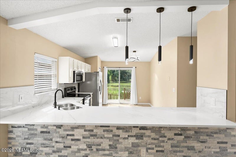 1454 Cove Landing Dr, Jacksonville, FL 32233