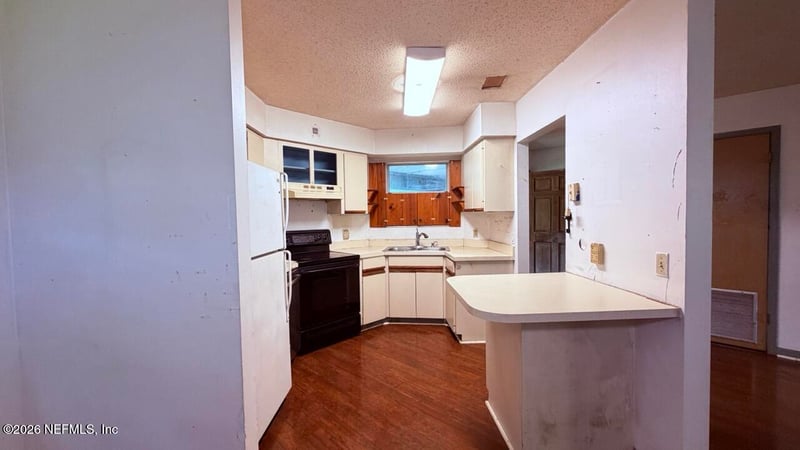 1455 Begonia St, Atlantic Beach, FL 32233