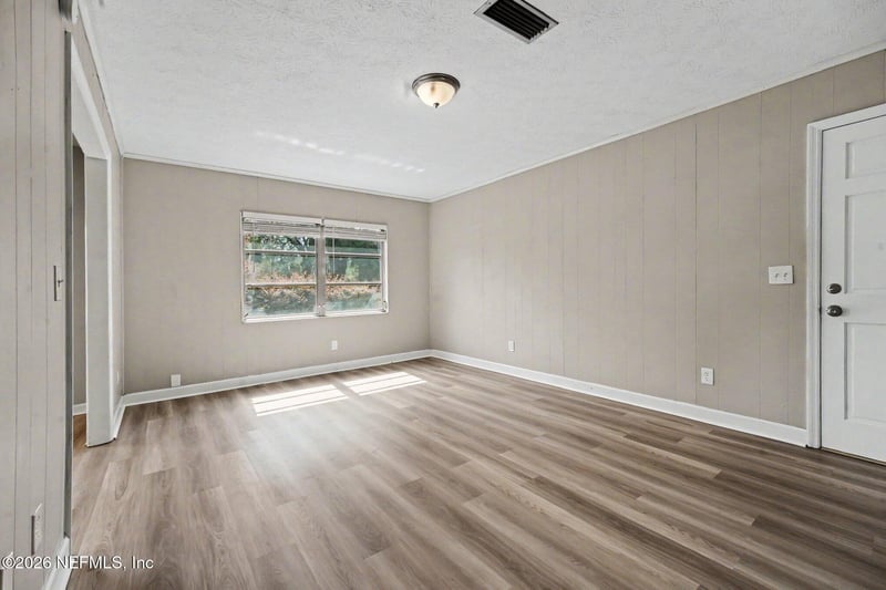 1456 Danbury Rd, Jacksonville, FL 32205