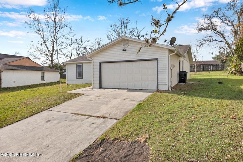 1456 Pawnee St, Orange Park, FL 32065