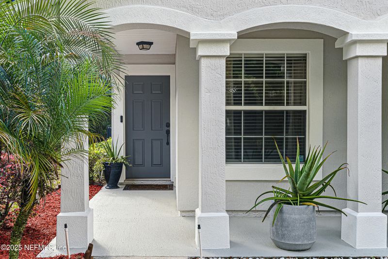 14611 Falling Waters Dr, Jacksonville, FL 32258