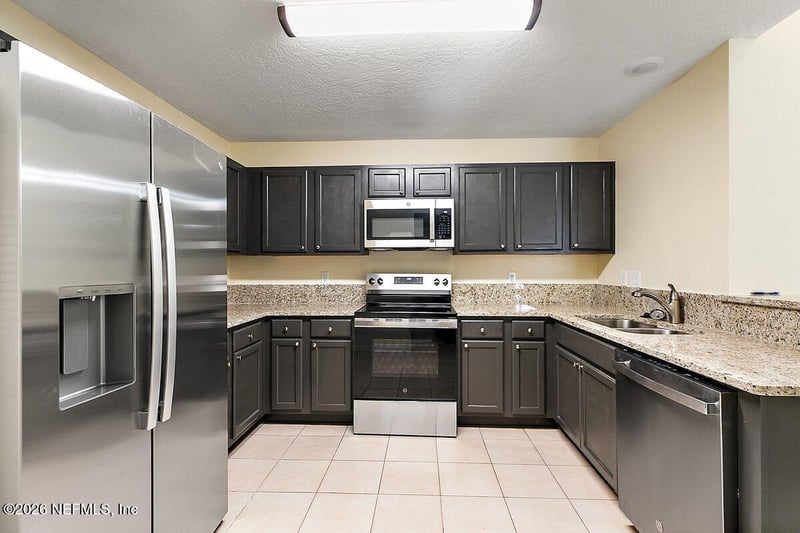 1466 Manotak Point Dr #208, Jacksonville, FL 32210