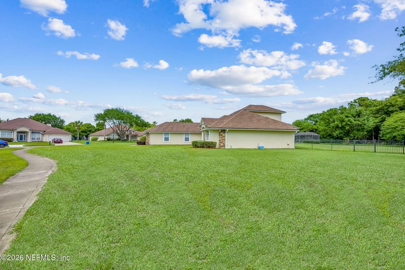 14715 Starratt Creek Dr, Jacksonville, FL 32226