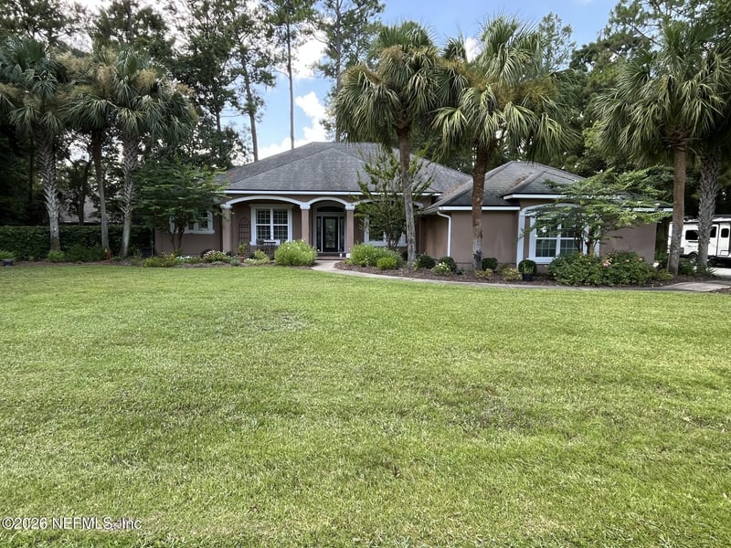 14736 Cape Dr E, Jacksonville, FL 32226