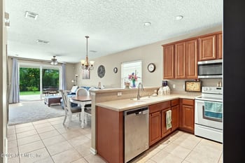 14769 Falling Waters Dr, Jacksonville, FL 32258