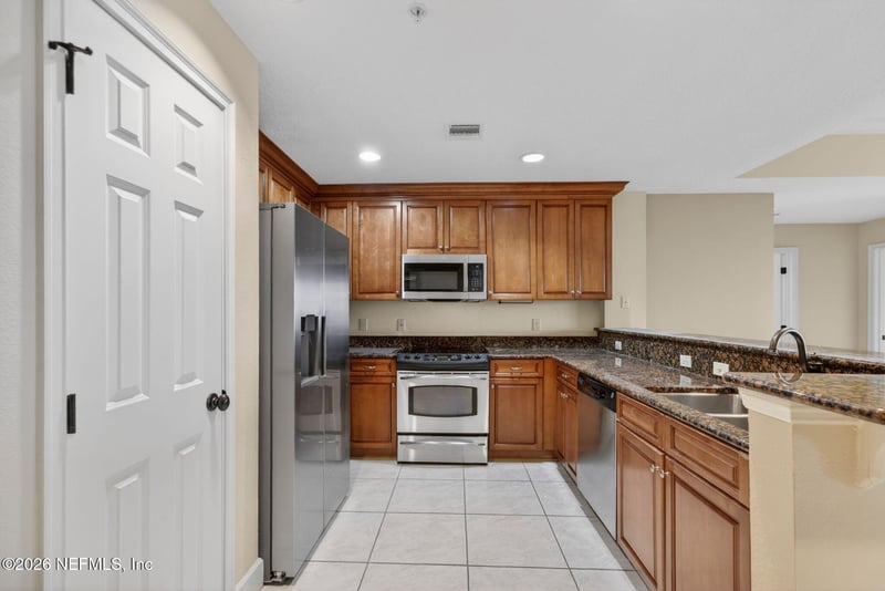 1478 Riverplace Blvd #1708, Jacksonville, FL 32207